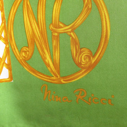 Carré de soie Nina RICCI vert, or et blanc