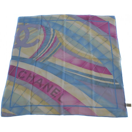 Foulard CHANEL en soie, tons pastels