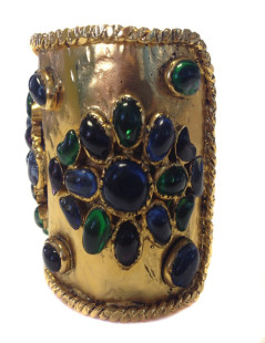 Cuff couture MARGUERITE of VALOIS in metal Golden end and multicolored glass paste