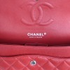 sac Timeless CHANEL en cuir caviar rouge 