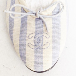 Ballet flats CHANEL t. 38 two-tone blue and white striped canvas