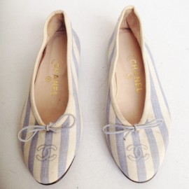 Ballet flats CHANEL t. 38 two-tone blue and white striped canvas