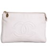 Pochette zippée CHANEL en cuir grainé blanche