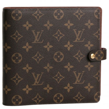 Couverture agenda Louis Vuitton occasion Toile monogram. 18 x 23 cm - Paris  Ile Saint Louis