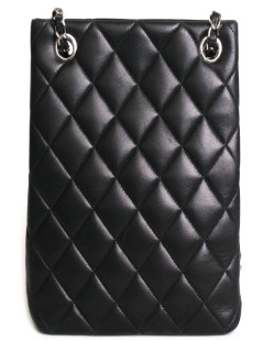 Sac seau CHANEL cuir d'agneau matelassé noir