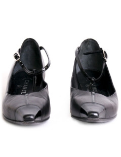 Chanel T37 ballerinas in lambskin and black patent leather