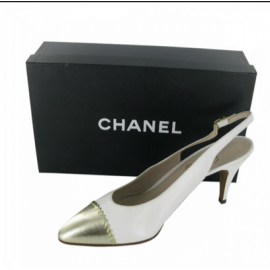 Shoes CHANEL Couture T 40.5 white and gold