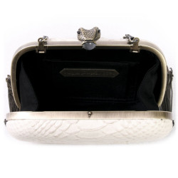 Minaudière HOUSE OF HARLOW 1960 en cuir façon pthon beige