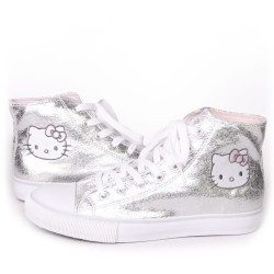 Basket hello kitty par Victoria Couture T 39