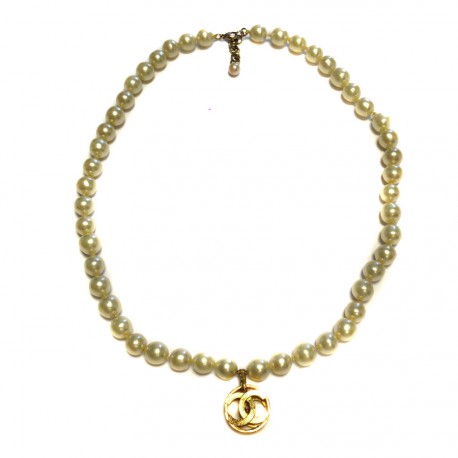 Collier CHANEL perles nacrées pâte de verre 90'