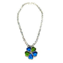 Collier fleurette MARGUERITE de VALOIS en pâte de verre vert et bleu