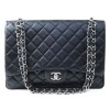 Sac Maxi jumbo CHANEL cuir d'agneau lisse