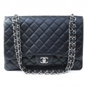 Sac Maxi jumbo CHANEL cuir d'agneau lisse