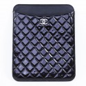 Porte Ipad CHANEL cuir matelassé verni noir