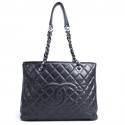 Sac cabas CHANEL veau grainé gris métallisé 