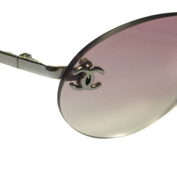 Lunettes de soleil CHANEL rose