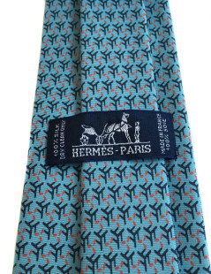 Tie HERMES in light blue, dark blue and red scarf