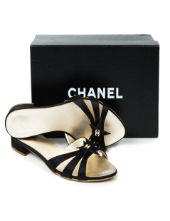 Mules Couture CHANEL T 38.5 black silk satin