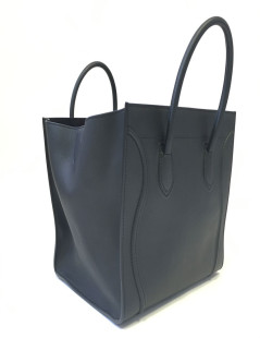 Sac CELINE "Phantom" en cuir noir mat