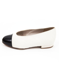 Ballerinas two-tone CHANEL T38