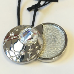 Pendentif - maquillage SWAROVSKY sur cordon