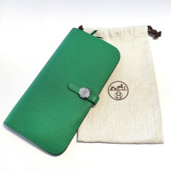 Portefeuille  dogon HERMES vert bamboo