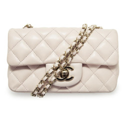 Mini sac CHANEL cuir d'agneau rose