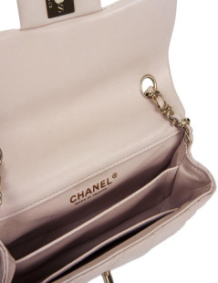 Mini sac CHANEL cuir d'agneau rose