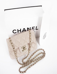 Mini sac CHANEL cuir d'agneau rose