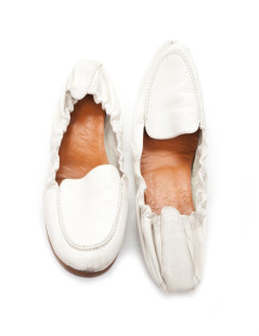 Mocassins HERMES T 38 en cuir blanc