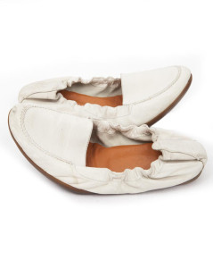 Mocassins HERMES T 38 en cuir blanc