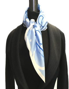 XXX Foulard COURREGES en polyester bleu clair