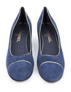 Ballerines CHANEL T 38 veau velours bleu