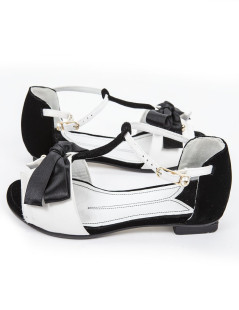 Sandales CHANEL T36 blanches et noires