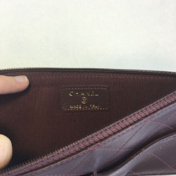 Porte-monnaie CHANEL cuir matelassé bordeaux