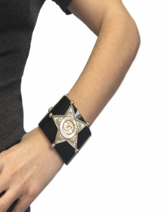 CHANEL "Paris-Dallas" cuff in black resin and jewellery gold metal