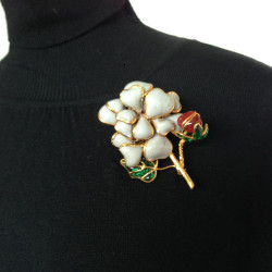 Broche fleur MARGUERITE  de VALOIS 