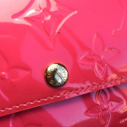 xxx Portefeuille LOUIS VUITTON Sarah en cuir verni rose