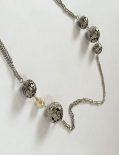 MARGUERITE of VALOIS 'Sphère' necklace in silver