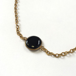 MARGUERITE of VALOIS golden chain and glass paste black necklace