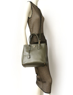 Sac 'Soffiano' PRADA cuir vert kaki