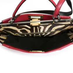 Sac Peekaboo FENDI cuir framboise 