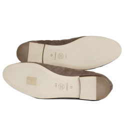 Ballerines CHANEL T 40 matelassées daim