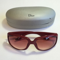 Lunettes de soleil DIOR en plexi bordeaux