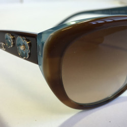 CHANEL sunglasses in Brown and blue two-tone plexi