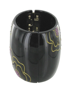 CHANEL cuff bracelet in black resin with engraved floral patterns