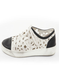 CHANEL T 39.5 black and white leather and embroidery sneakers