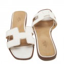 Mules Oran HERMES T 39.5 fr cuir blanc