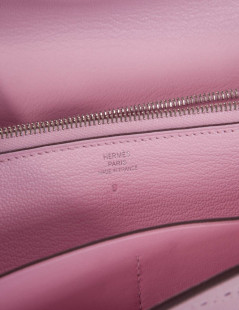 Pochette HERMES  Kelly Ghillies cuir grainé rose confetti