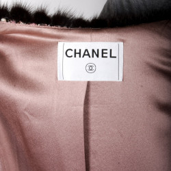 CHANEL T 40 en entweed and mink coat